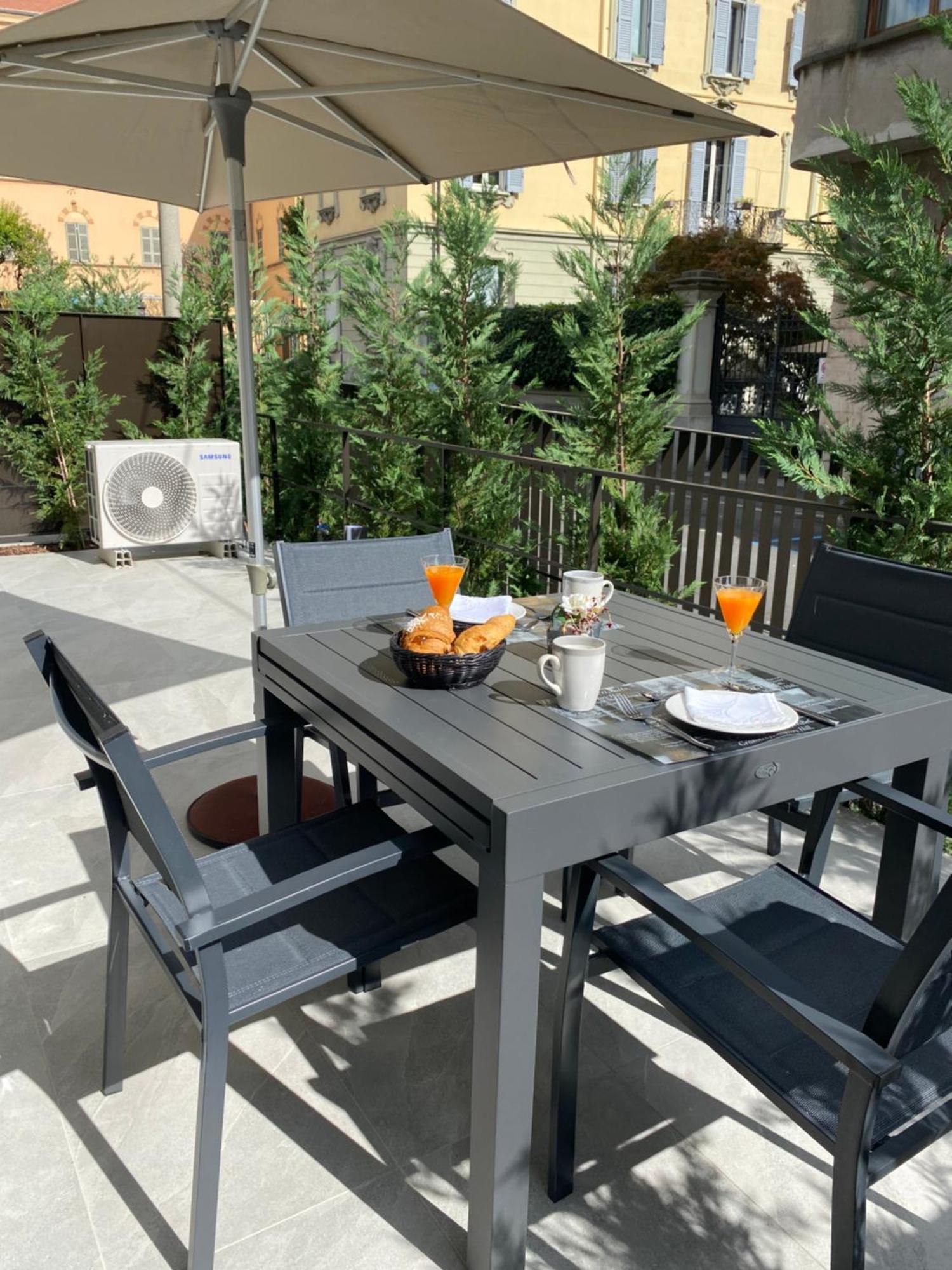 La Casa Di Gio: Piccolo Gioiello In Centro โกโม ภายนอก รูปภาพ