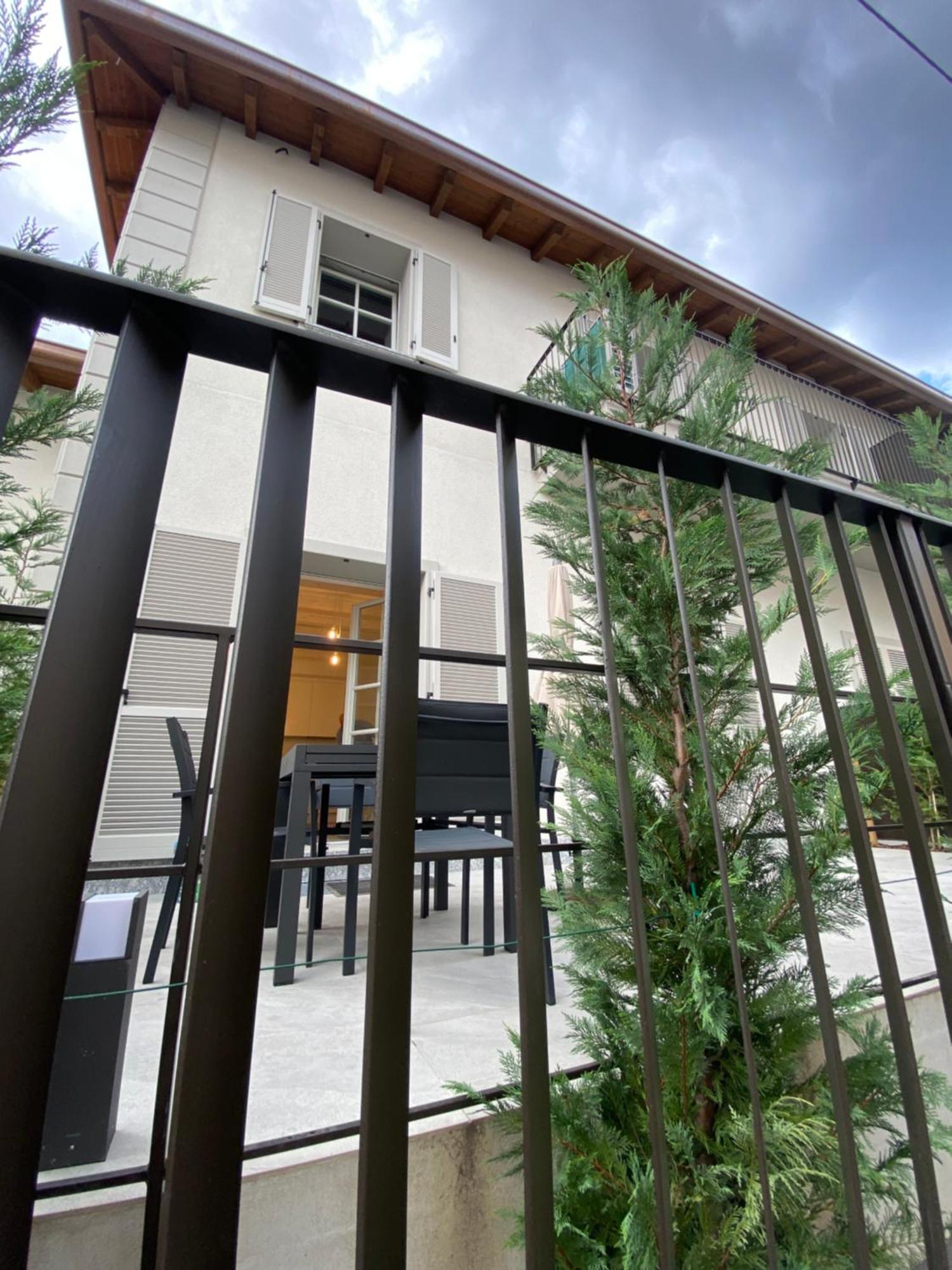 La Casa Di Gio: Piccolo Gioiello In Centro โกโม ภายนอก รูปภาพ