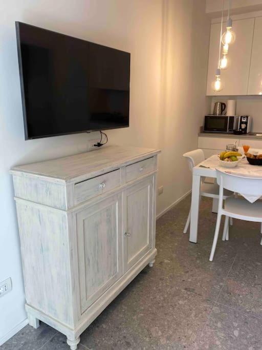 La Casa Di Gio: Piccolo Gioiello In Centro โกโม ภายนอก รูปภาพ